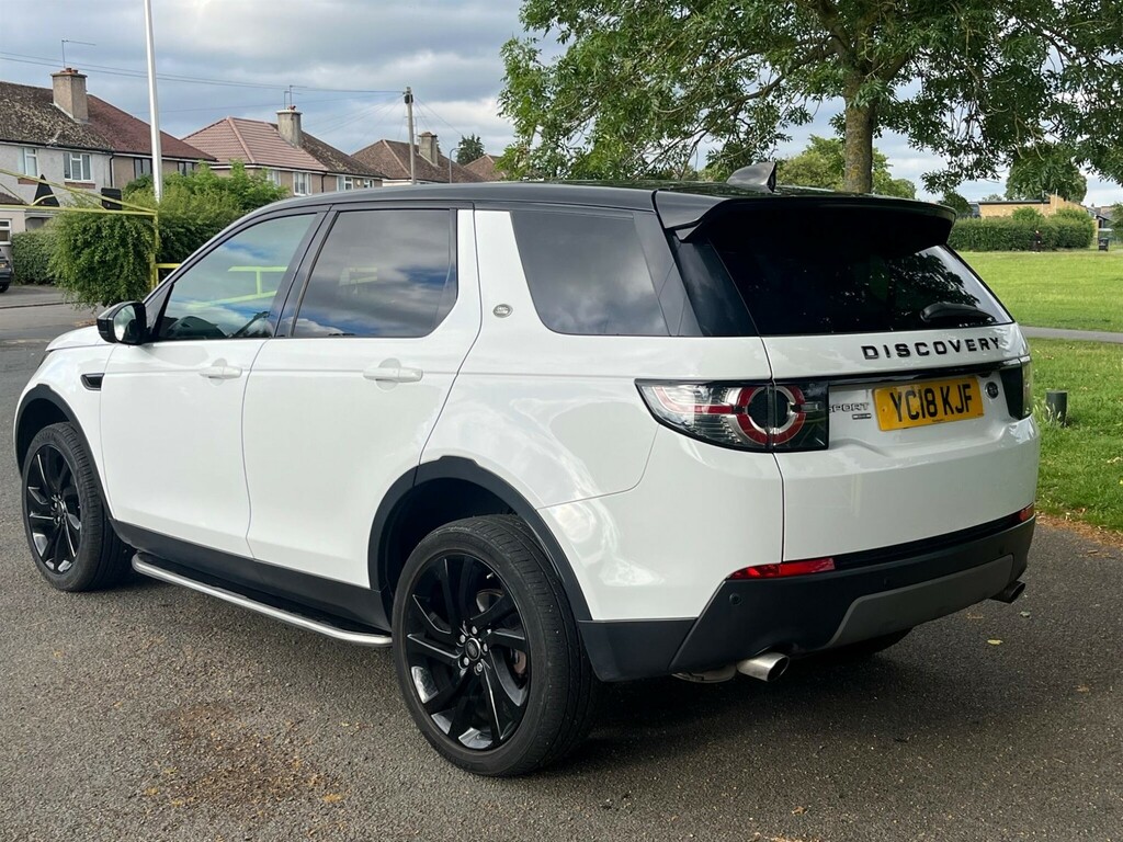 Land Rover Discovery Sport 2.0 Td4 Hse Black 4Wd Euro 6 Ss YC18KJF White #6