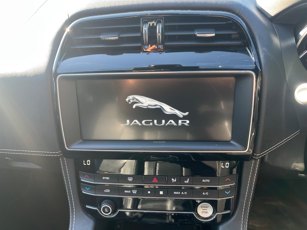 Jaguar F-Pace 2.0 P300 300 Sport Suv Awd Euro 6 White #24