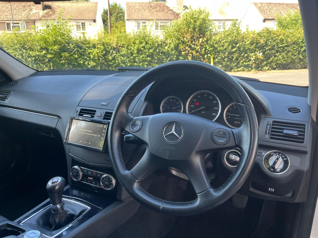 Mercedes-Benz C Class C250 Blueefficiency Elegance Cgi White #11