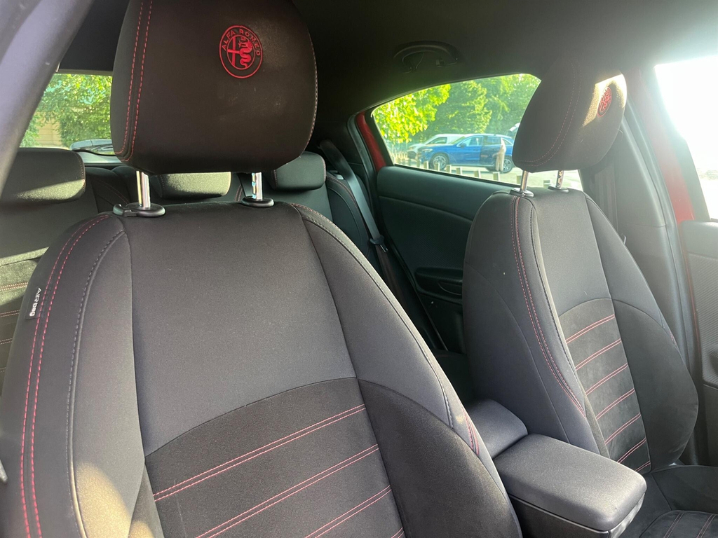 Alfa Romeo Giulietta 2L Speciale Red #10