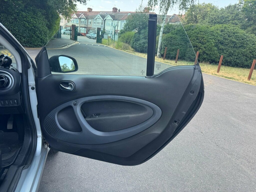 Smart Fortwo Cabrio Prime Yellow #18