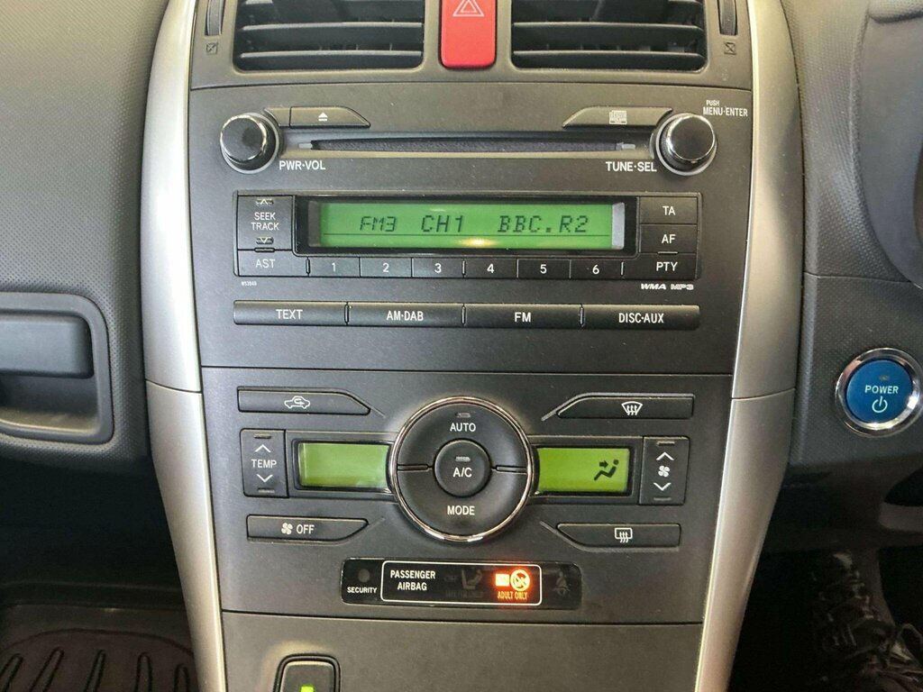 Toyota Auris 1.8 Vvt-h T Spirit Cvt Euro 5 Ss Silver #5