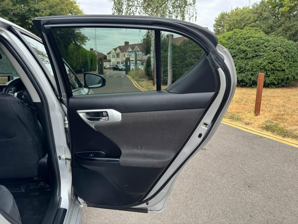 Lexus CT 1.8 200H Se-l Cvt Black #25