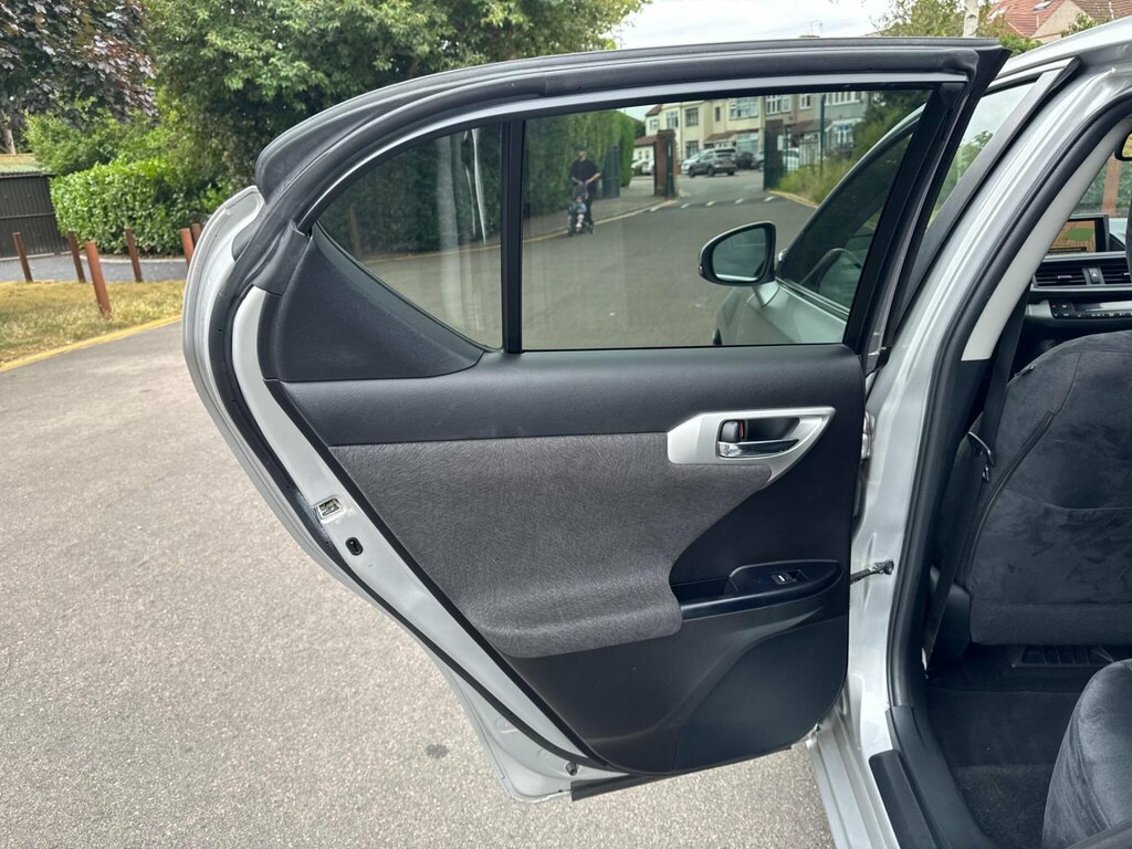 Lexus CT 1.8 200H Se-l Cvt Black #24