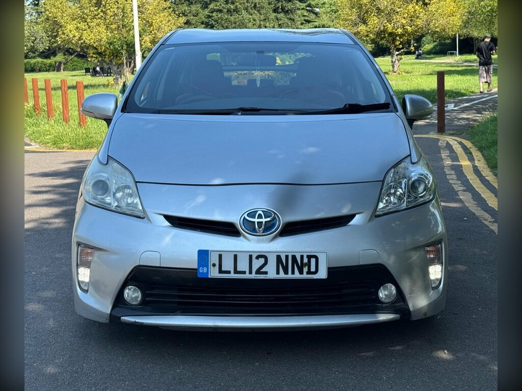 Toyota Prius 1.8 Vvt-h T3 Cvt Euro 5 Ss Silver #2