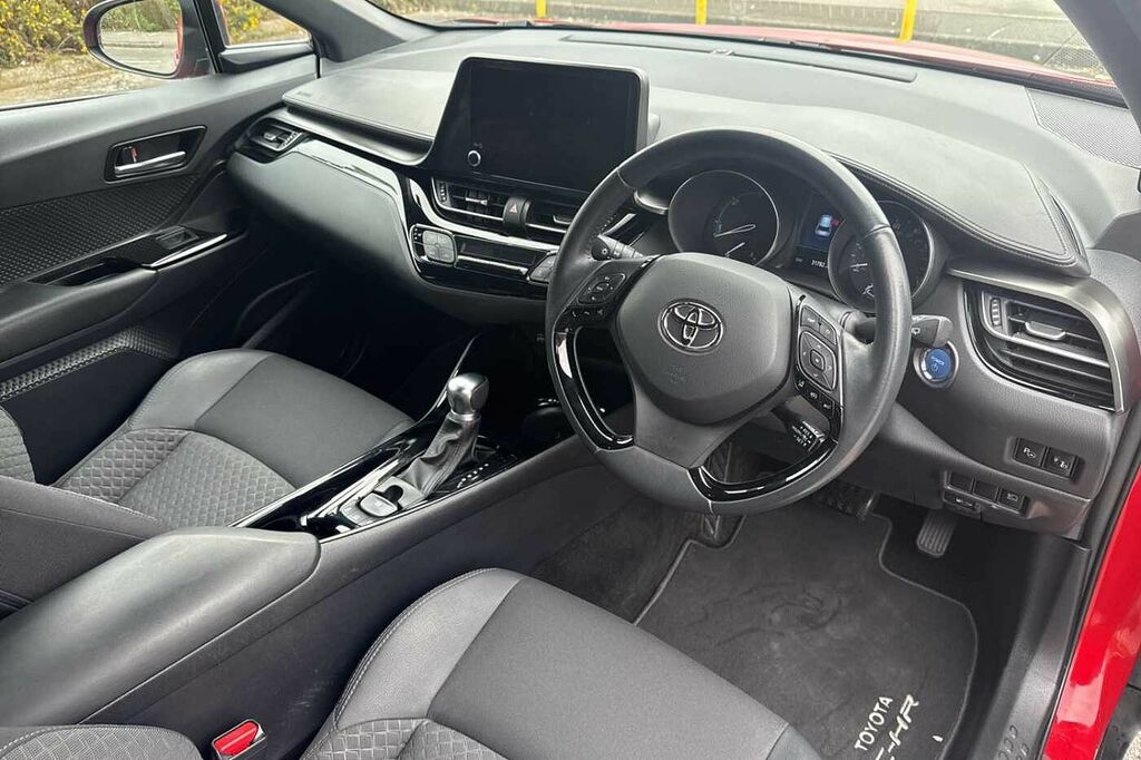 Toyota C-Hr 1.8 Hybrid Design Cvt DY72RTX Red #6
