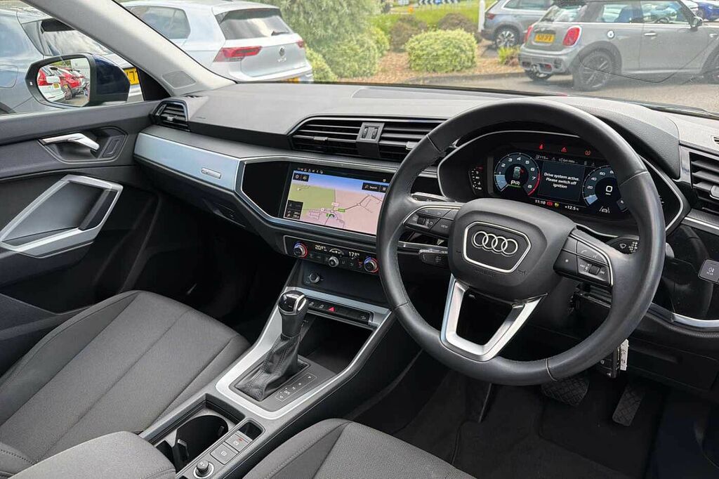 Audi Q3 35 Tfsi Technik S Tronic SL23BCV Blue #6