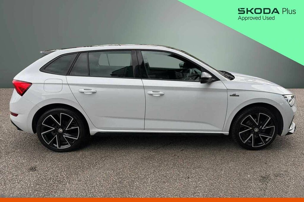 Skoda Scala 1.5 Tsi Monte Carlo Dsg White #4