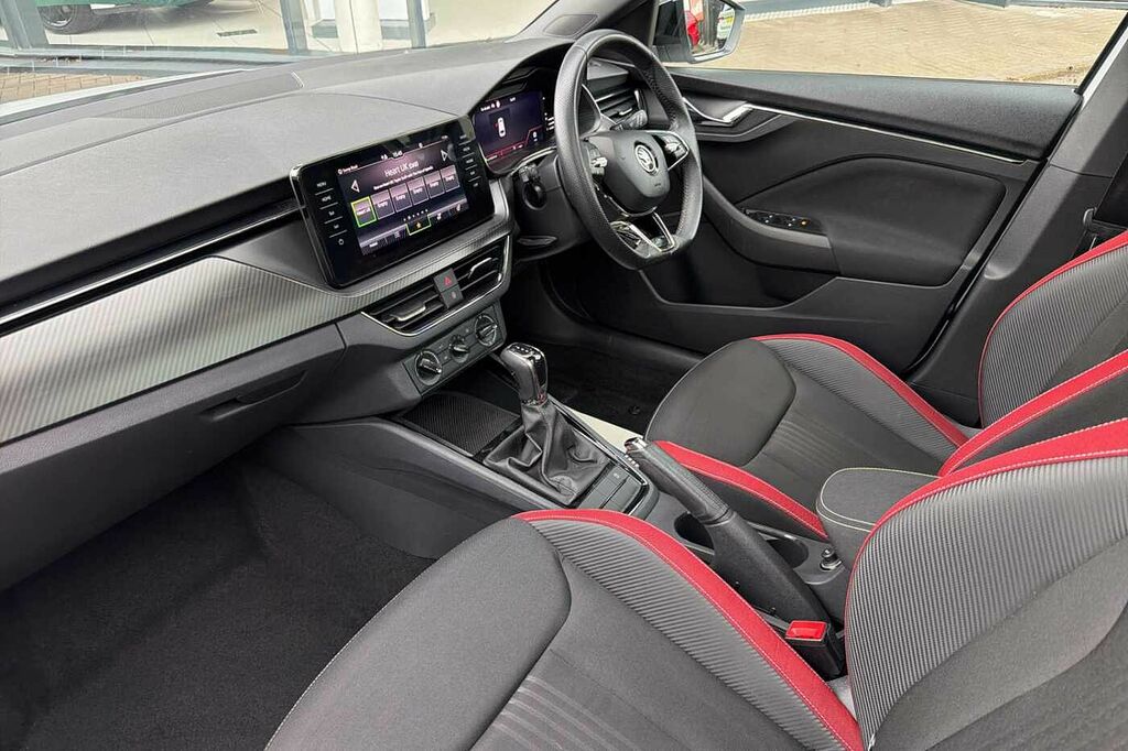 Skoda Scala 1.5 Tsi Monte Carlo Dsg White #2