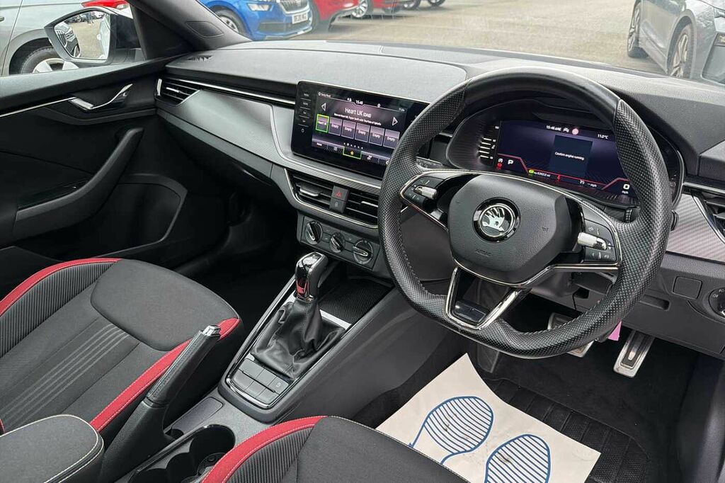 Skoda Scala 1.5 Tsi Monte Carlo Dsg White #6