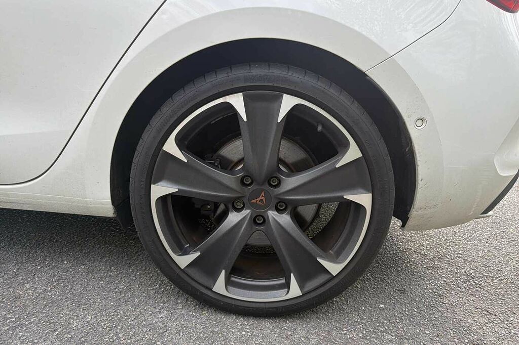 Cupra Leon 1.4 Ehybrid Vz2 Dsg White #5