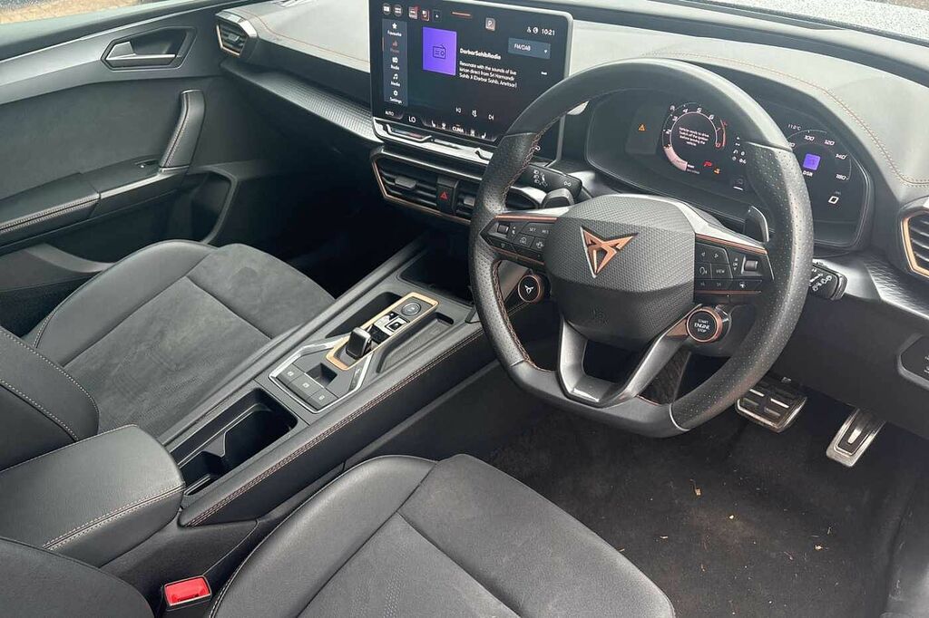 Cupra Leon 1.5 Etsi 150 V2 Dsg KW25FMG White #6