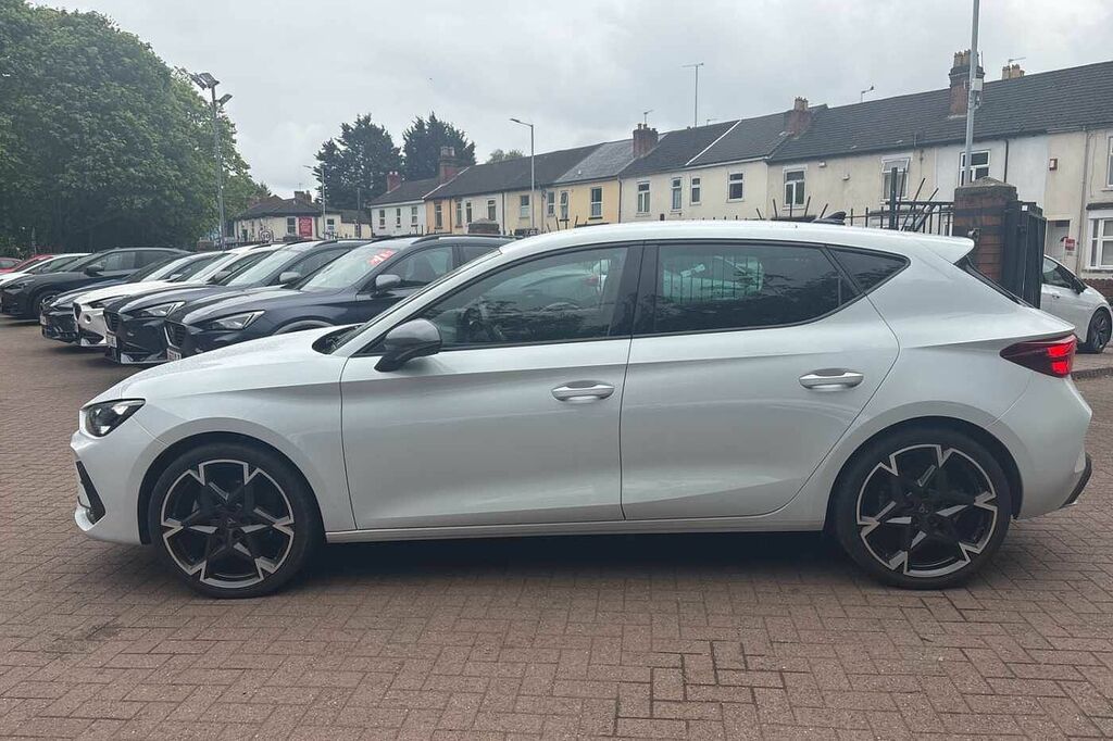 Cupra Leon 1.5 Etsi 150 V2 Dsg KW25FMG White #4