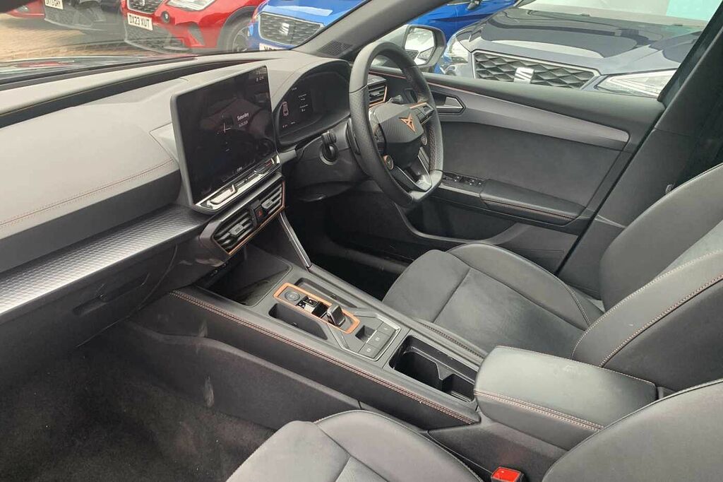 Cupra Leon 1.5 Etsi 150 V2 Dsg KT25DNN Grey #2