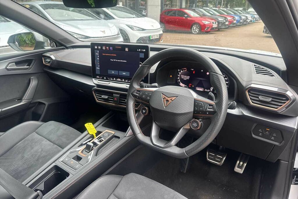 Cupra Leon 1.5 Etsi 150 V2 Dsg KS25TVO White #6
