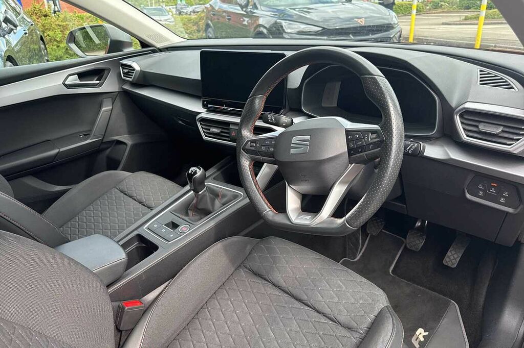Seat Leon 1.5 Tsi Evo 150 Fr DX73YLP Red #6