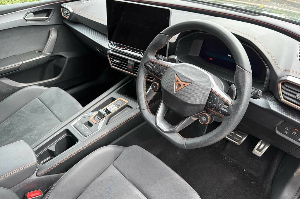 Cupra Leon 1.5 Etsi 150 V2 Dsg KT25WFC Black #6