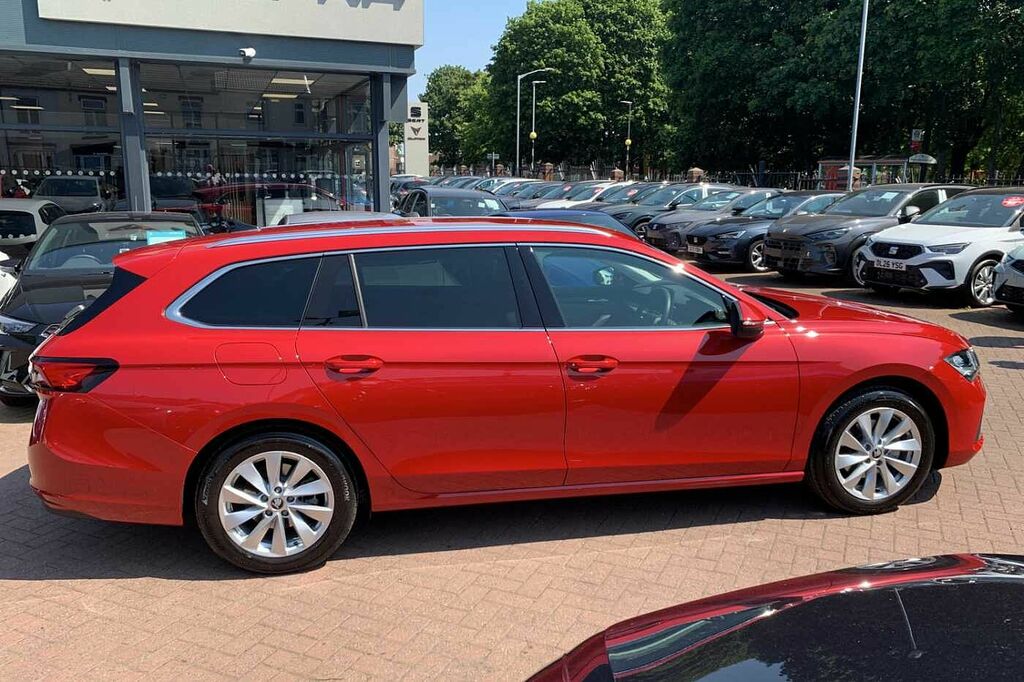 Skoda Superb 1.5 Tsi E-tec Se Technology Dsg DE26SNK Red #4