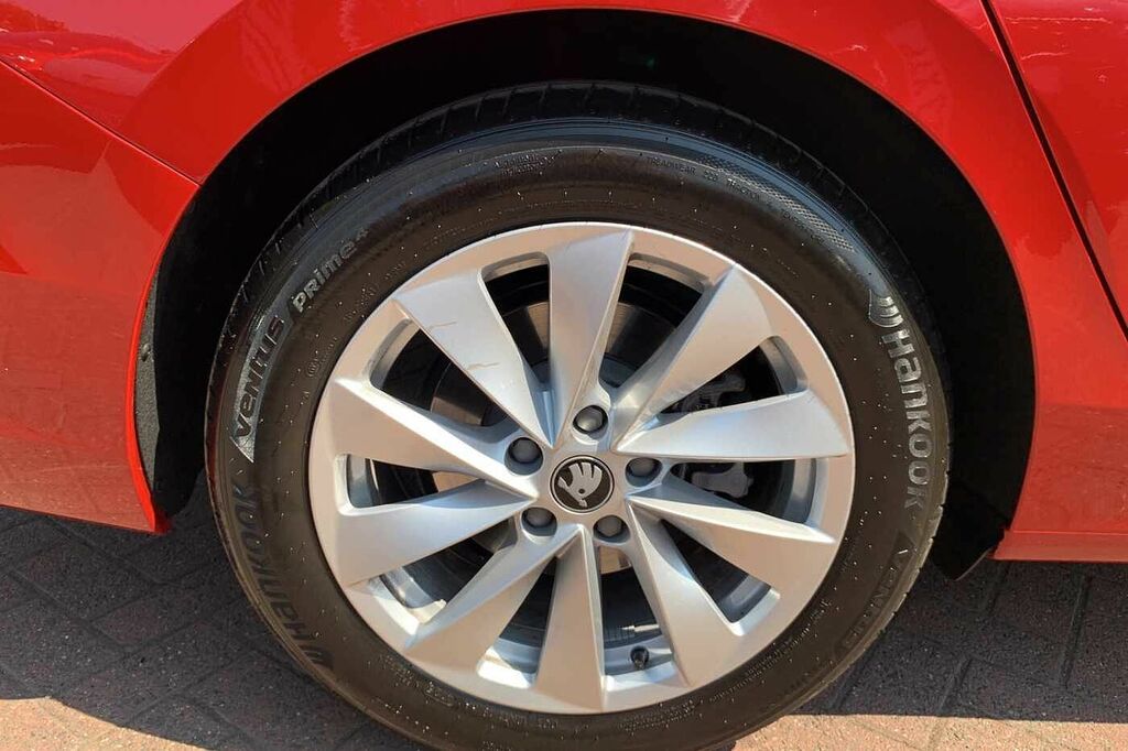 Skoda Superb 1.5 Tsi E-tec Se Technology Dsg DE26SNK Red #5