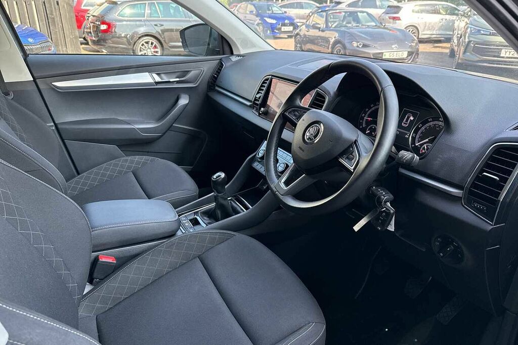 Skoda Karoq 2.0 Tdi Se 4X4 Grey #6