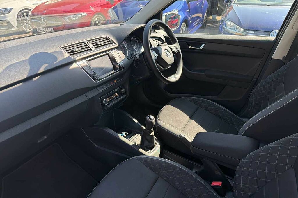 Skoda Fabia 1.0 Tsi Se L DF22KZX Silver #2