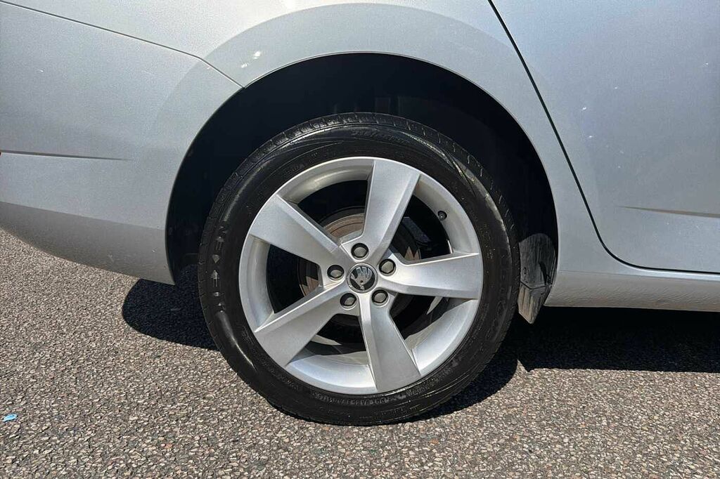 Skoda Fabia 1.0 Tsi Se L DF22KZX Silver #5