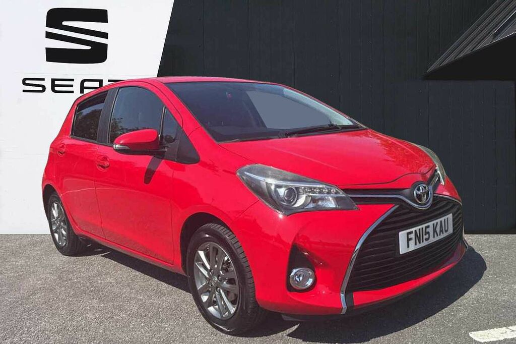 Toyota Yaris 1.33 Vvt-i Icon Red