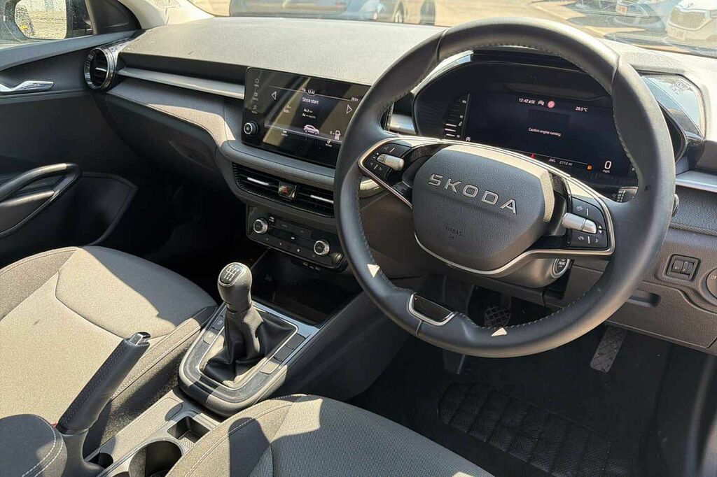 Skoda Fabia 1.0 Tsi 116 Design Edition YC75GJJ Grey #6