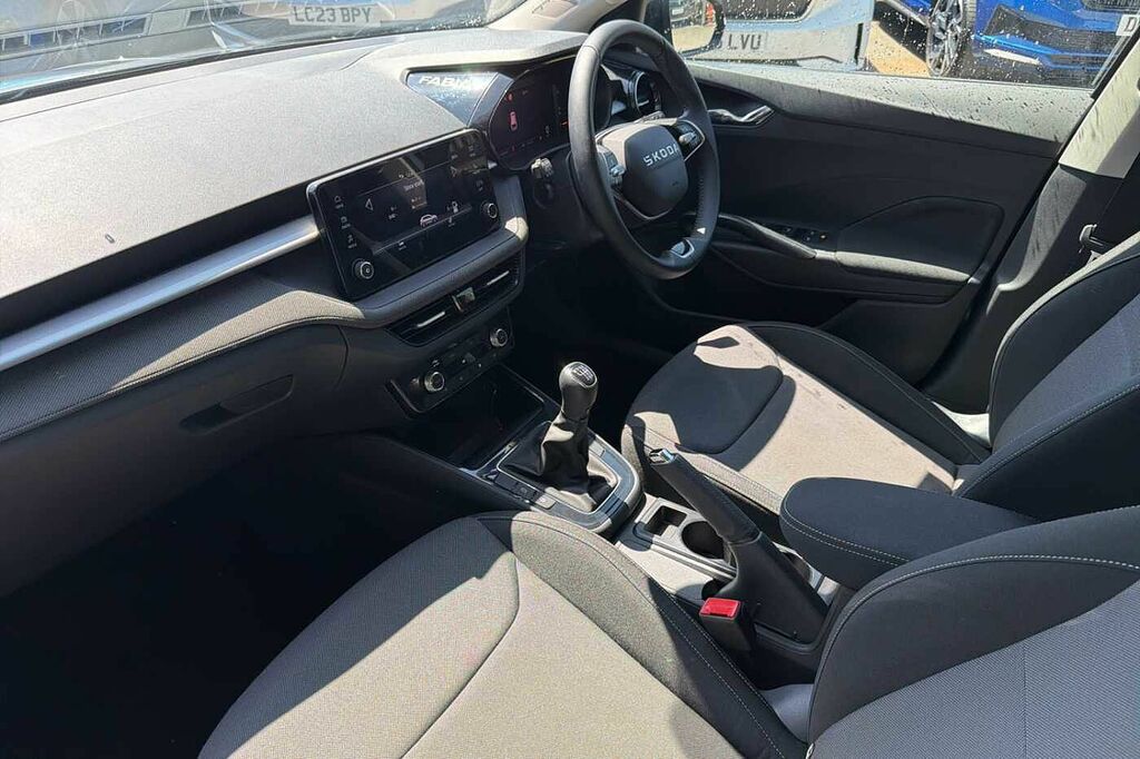 Skoda Fabia 1.0 Tsi 116 Design Edition YC75GJJ Grey #2