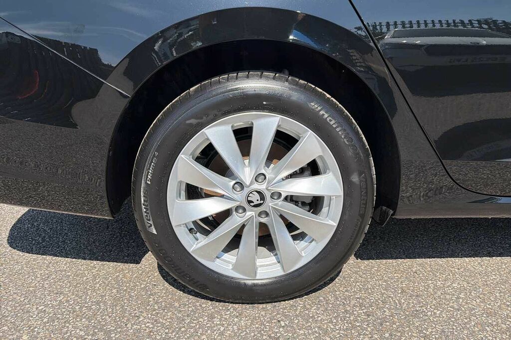 Skoda Superb 1.5 Tsi Iv Se Technology Dsg Black #5