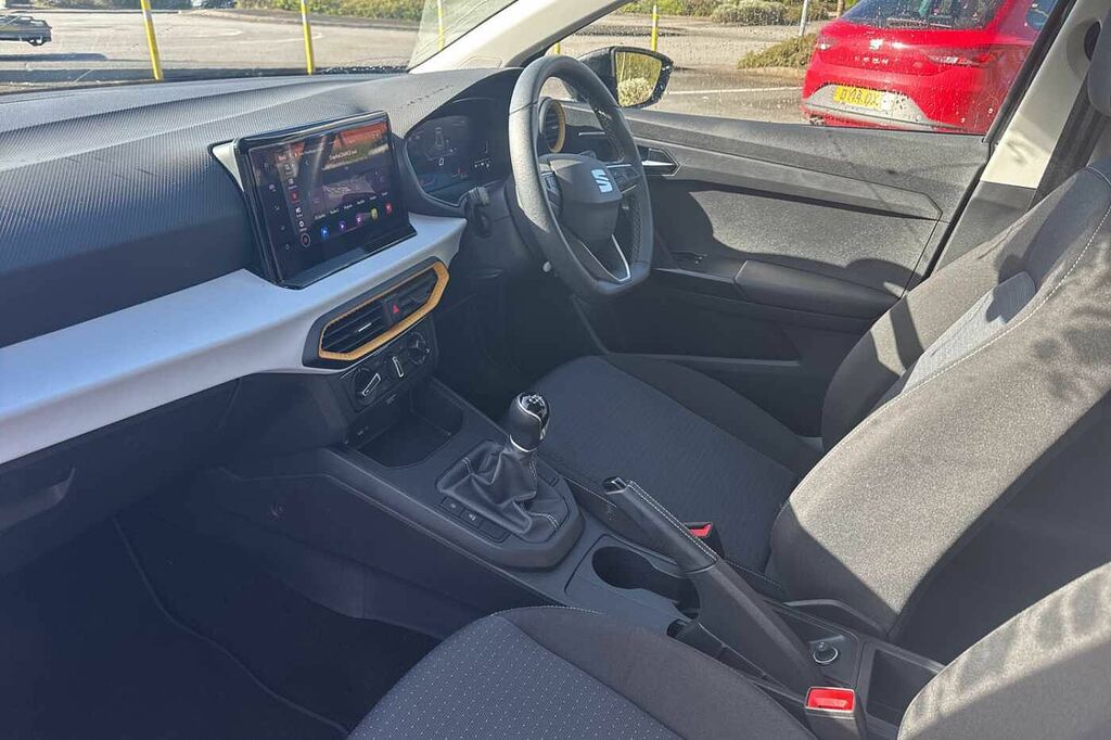 Seat Ibiza 1.0 Tsi 95 Se Technology DX73YJL Black #2