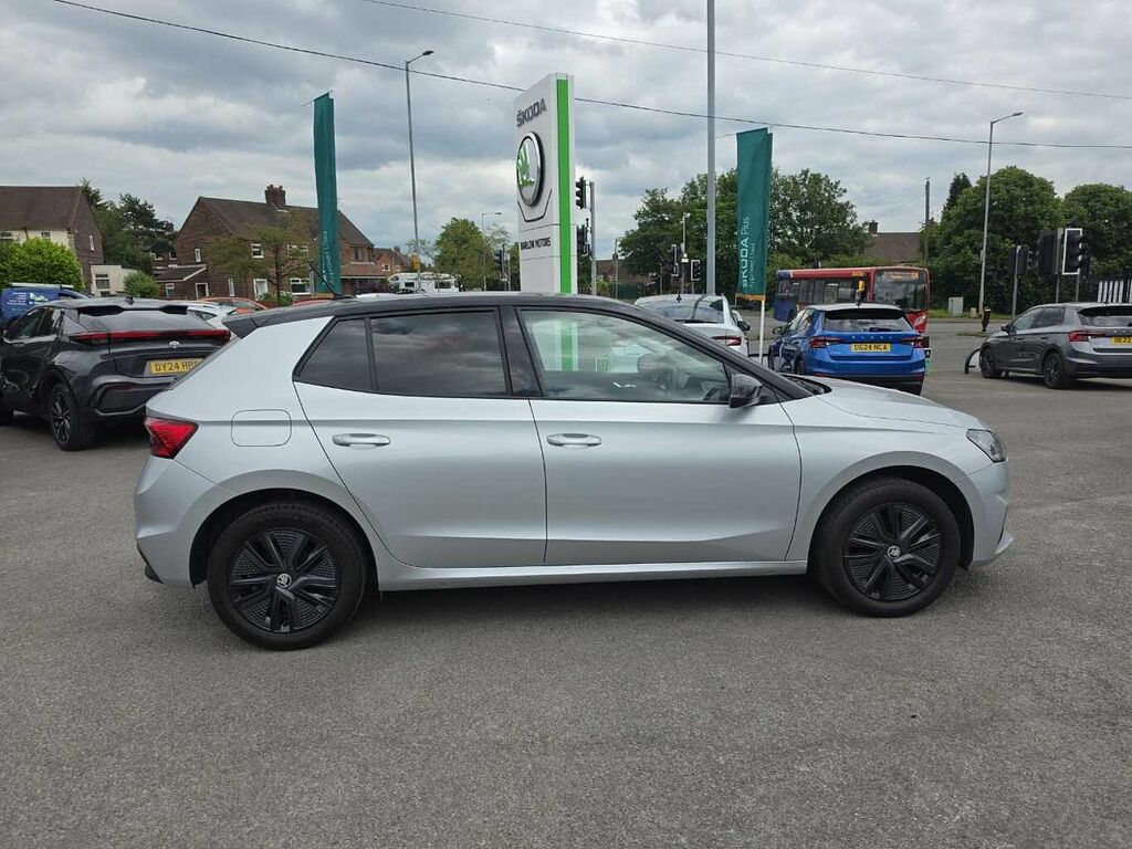 Skoda Fabia 1.0 Tsi Colour Edition Silver #4