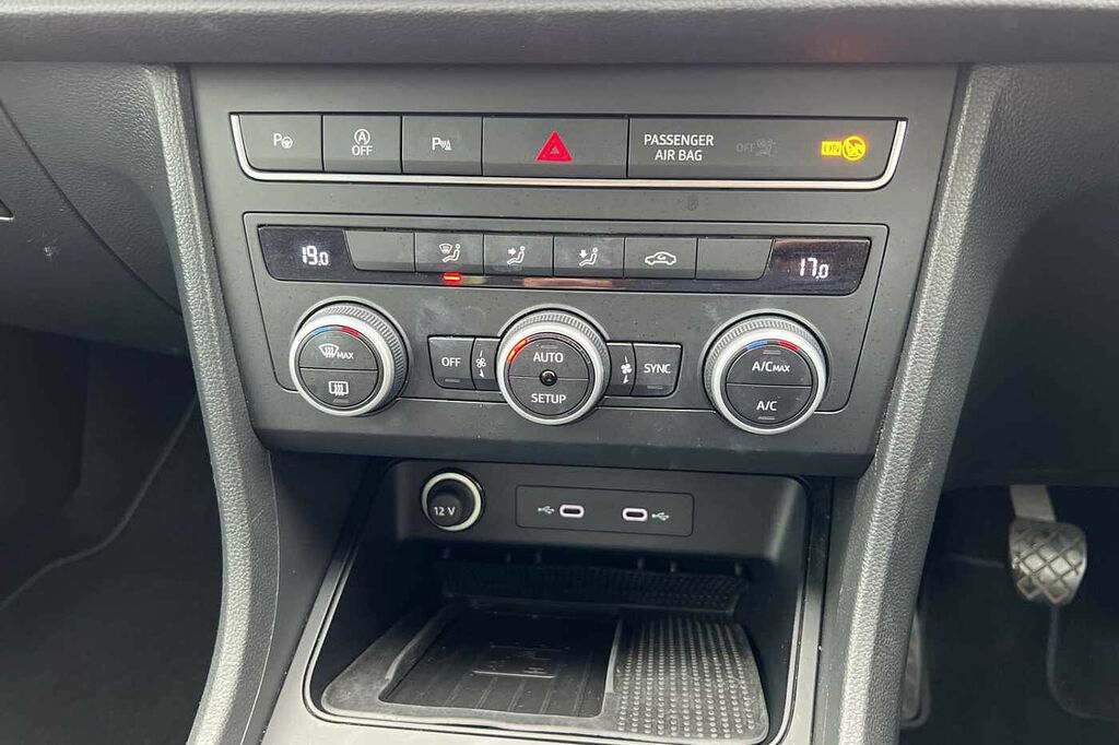 Seat Ateca 2.0 Tsi Fr Sport Ez Dsg 4Drive Black #13