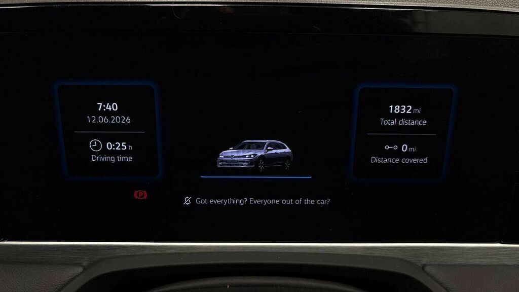Volkswagen Passat 1.5 Tsi Ehybrid Elegance Dsg Black #9