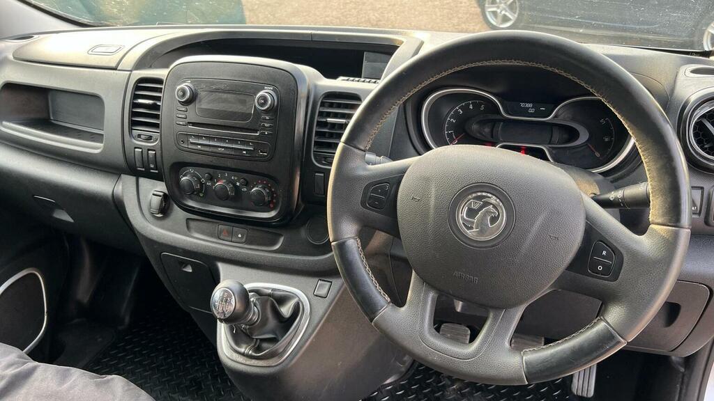 Vauxhall Vivaro 1.6 Cdti 2900 Sportive L2 H1 Euro 6 Silver #2
