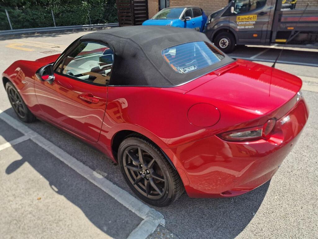 Mazda MX-5 Se Silver #10
