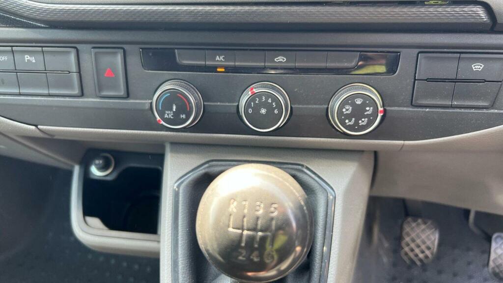 Volkswagen Transporter Panel Van 2.0 Tdi T30 Highline Fwd Lwb Euro 6 Ss FY21NYT Grey #5