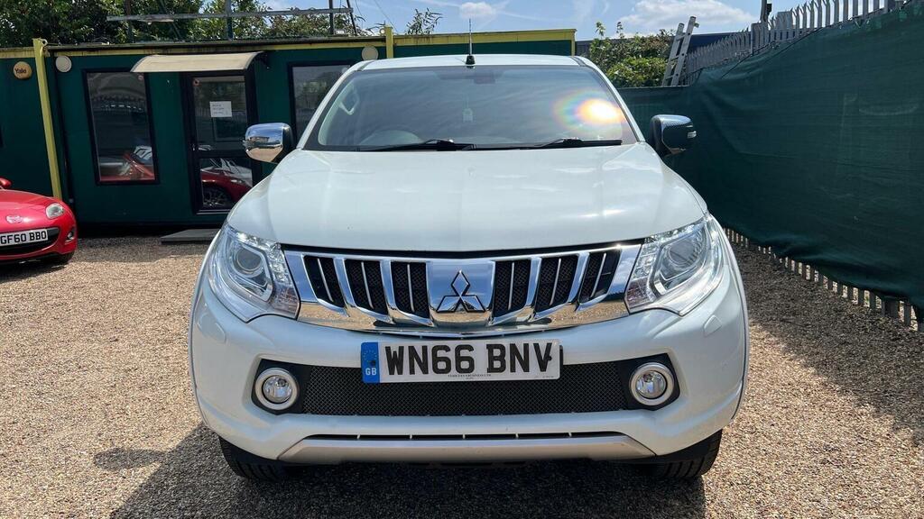 Mitsubishi L200 Titan Di-d Dc Silver #18