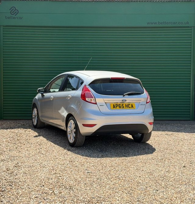 Ford Fiesta Ecoboost Titanium Hatchback Silver #6