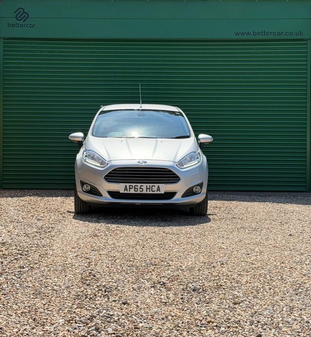 Ford Fiesta Ecoboost Titanium Hatchback Silver #2