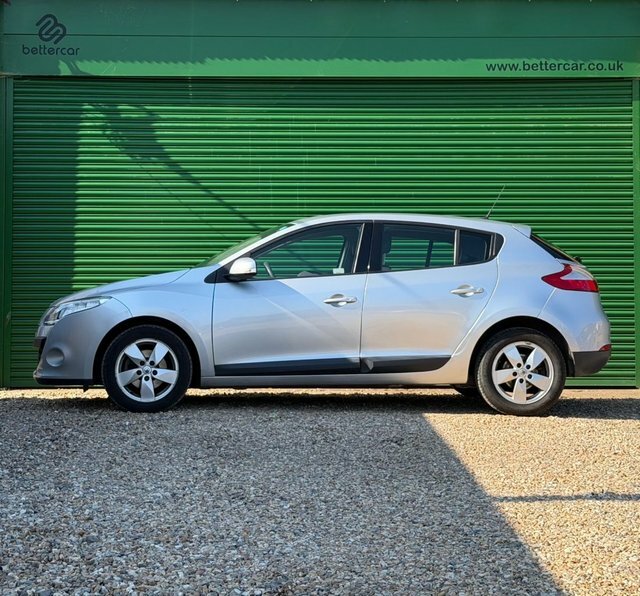Renault Megane Dci Dynamique Tomtom Hatchback Silver #3