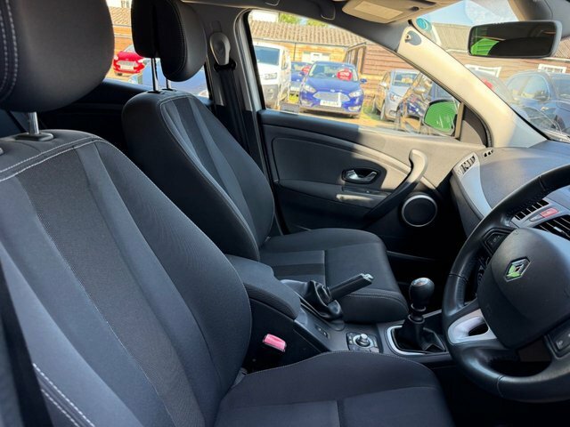 Renault Megane Estate 1.5 Dci Privilege Tomtom Sport Tourer Euro Grey #8