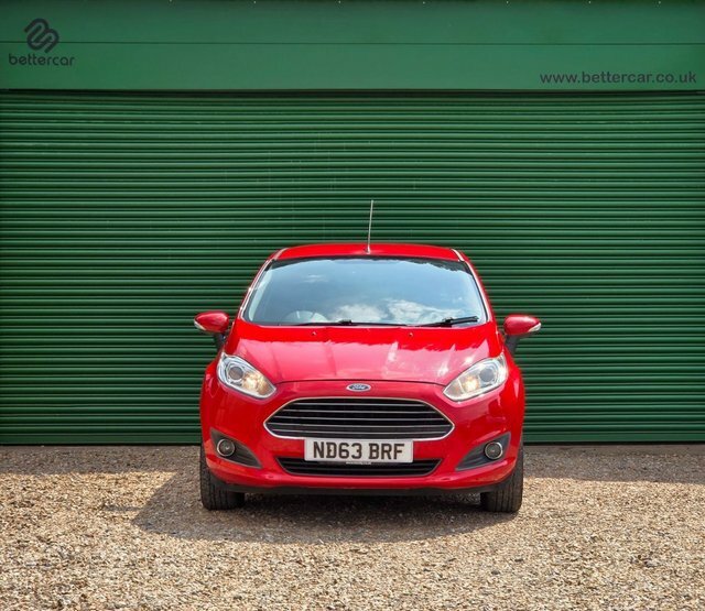 Ford Fiesta Zetec Hatchback Red #2