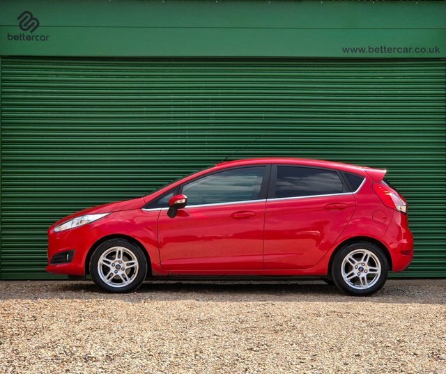 Ford Fiesta Zetec Hatchback Red #4