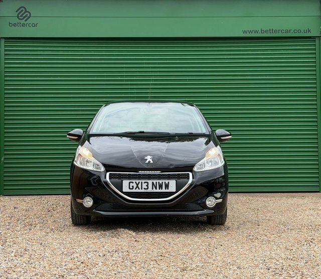 Peugeot 208 Vti Active Hatchback Black #2