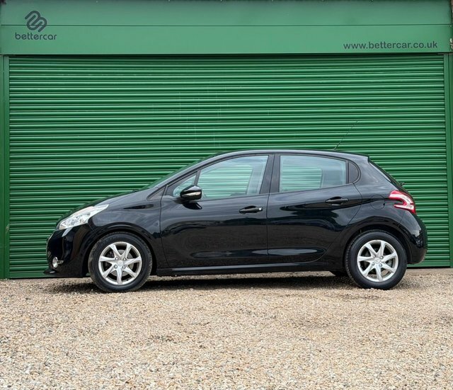 Peugeot 208 Vti Active Hatchback Black #5