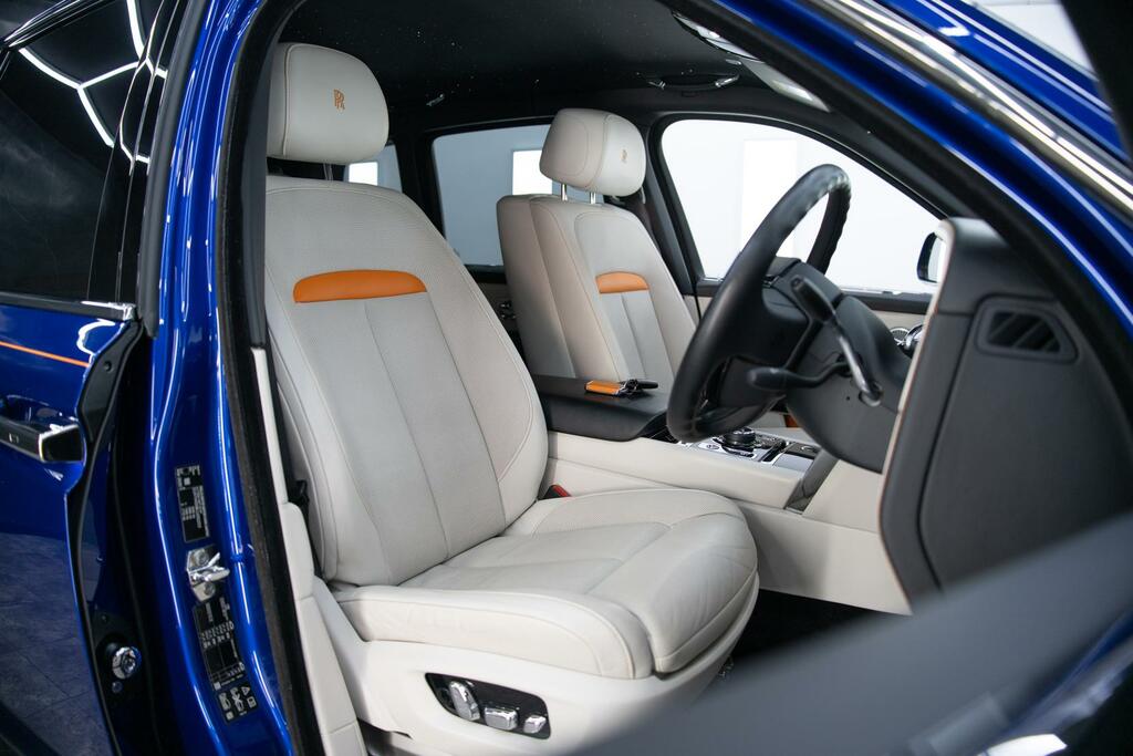 Rolls-Royce Cullinan 6.75 V12 Suv 4Wd Euro 6 563 Bhp HN70LPP Blue #5