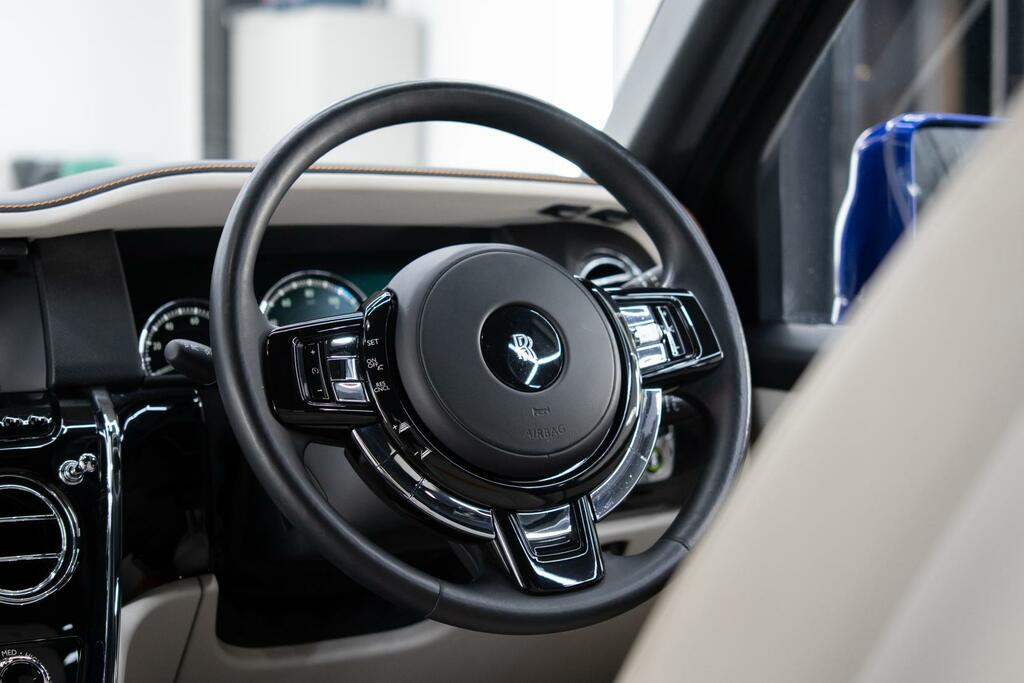 Rolls-Royce Cullinan 5dr Auto Silver #16