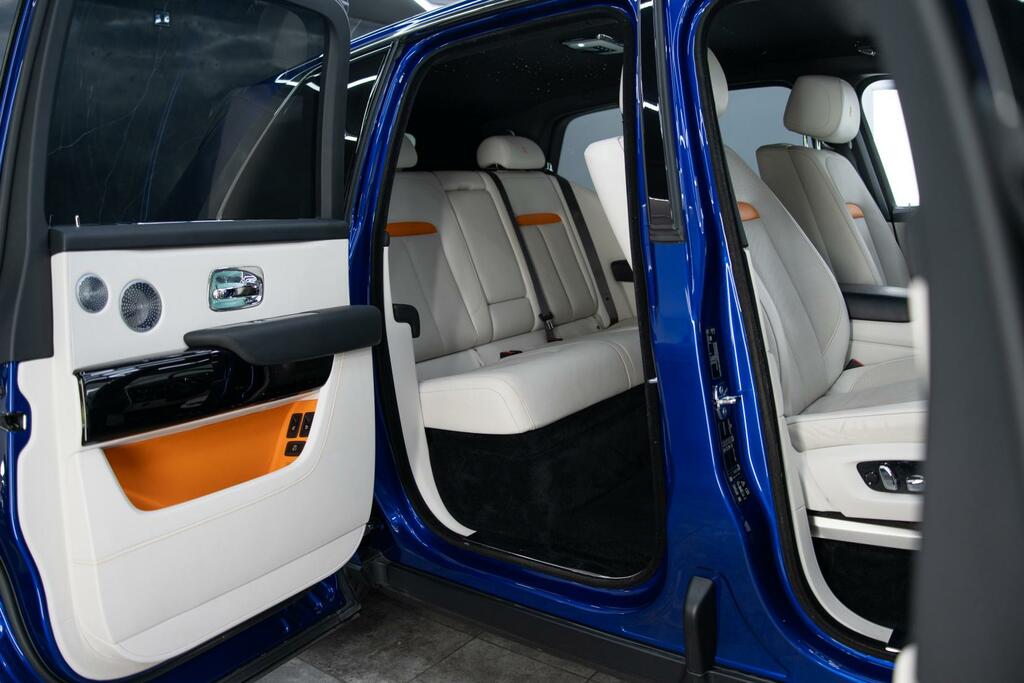 Rolls-Royce Cullinan 5dr Auto Silver #7