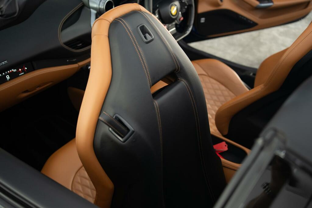 Ferrari F8 Spider 3.9T V8 Convertible F1 Dct Euro 6 Ss Yellow #9